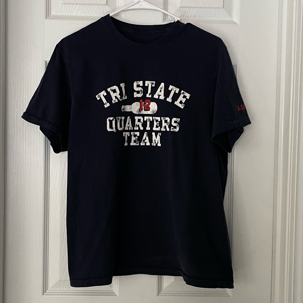 American Eagle tee